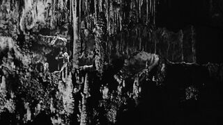 Earth vs The Spider - 1958