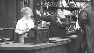 Charlie Chaplin - The Pawnshop - 1916