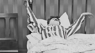 Charlie Chaplin - The Adventurer - 1917