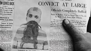 Charlie Chaplin - The Adventurer - 1917