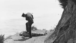 Charlie Chaplin - The Adventurer - 1917