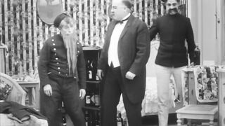 Charlie Chaplin - The Cure - 1917