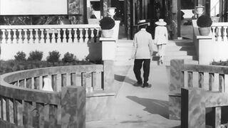 Charlie Chaplin - The Cure - 1917