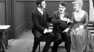 Charlie Chaplin - Easy Street - 1917